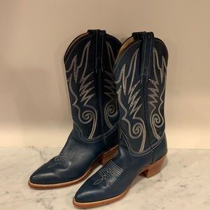 Frye Women’s Cowboy Boots
